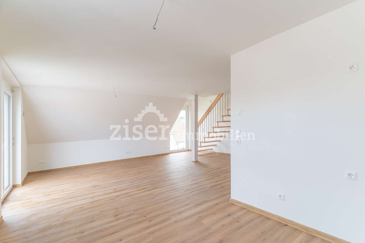 Schöne Dachgeschoss-Maisonetten-Neubauwohnung!