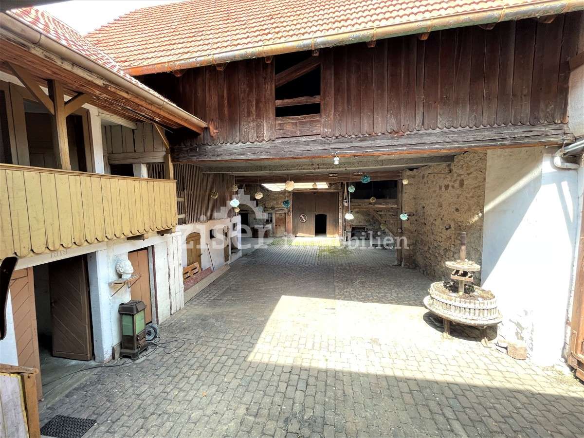 Innenhof (Bild 1)